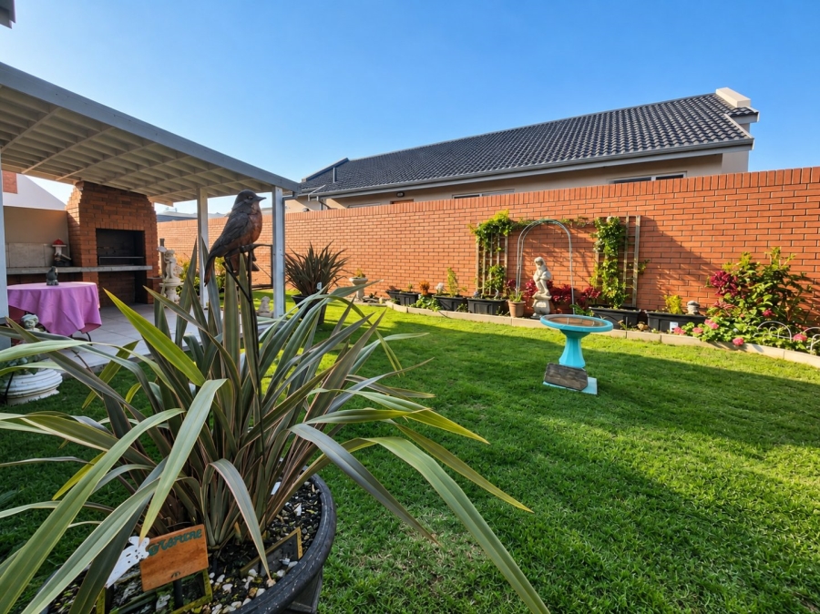 3 Bedroom Property for Sale in Dormehls Drift Western Cape